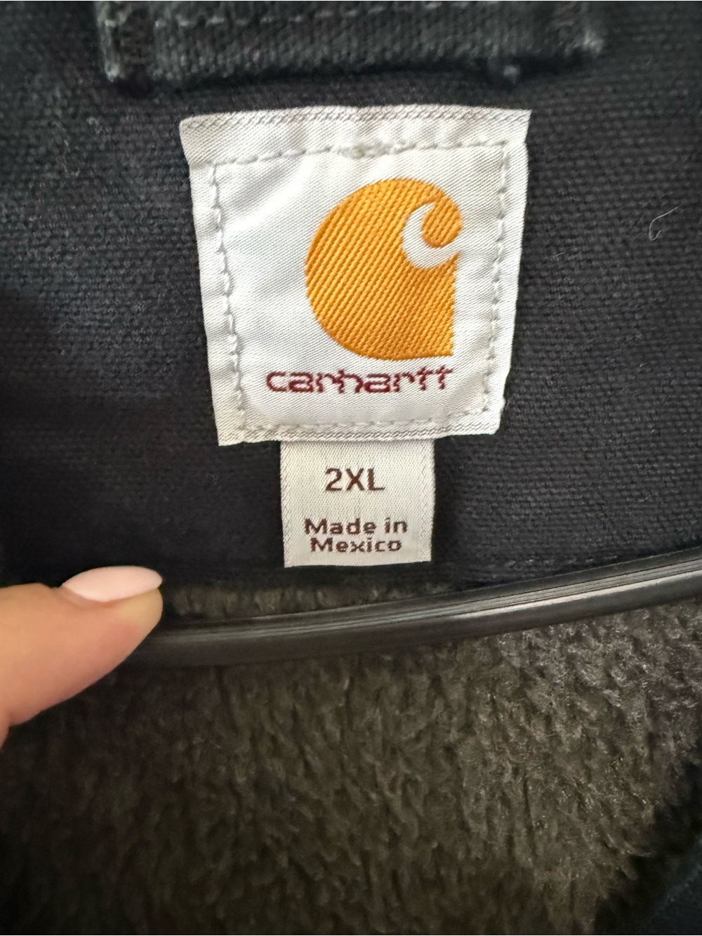 Carhartt Black Sherpa-Lined Work Vest - Picture 3 of 6